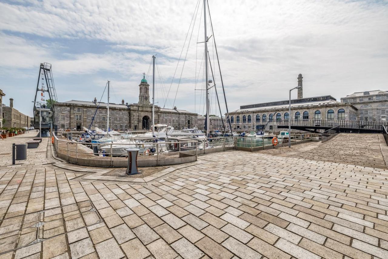 Luxury 2 Bed Apartment In Historic Royal William Yard بلايموث المظهر الخارجي الصورة